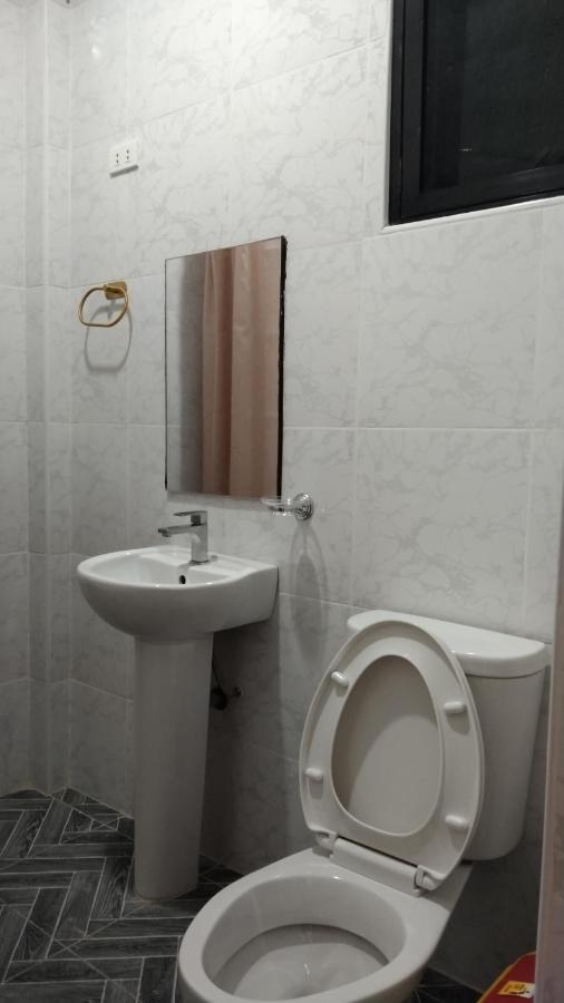 Elen Inn - Malapascua Island Air-Conditioned Room1 Luaran gambar