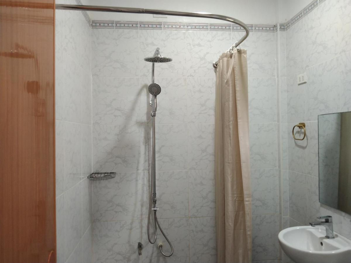 Elen Inn - Malapascua Island Air-Conditioned Room1 Luaran gambar